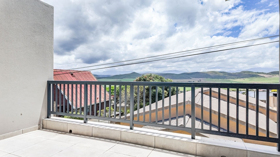 3 Bedroom Property for Sale in Fraaiuitsig Western Cape